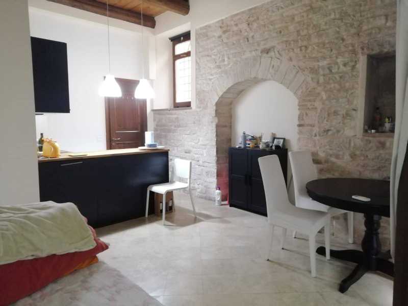 Appartamento in Affitto ad Fabriano - 330 Euro