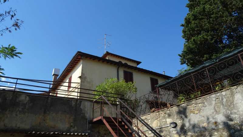 Rustico-Casale-Corte in Vendita ad Montespertoli - 615000 Euro