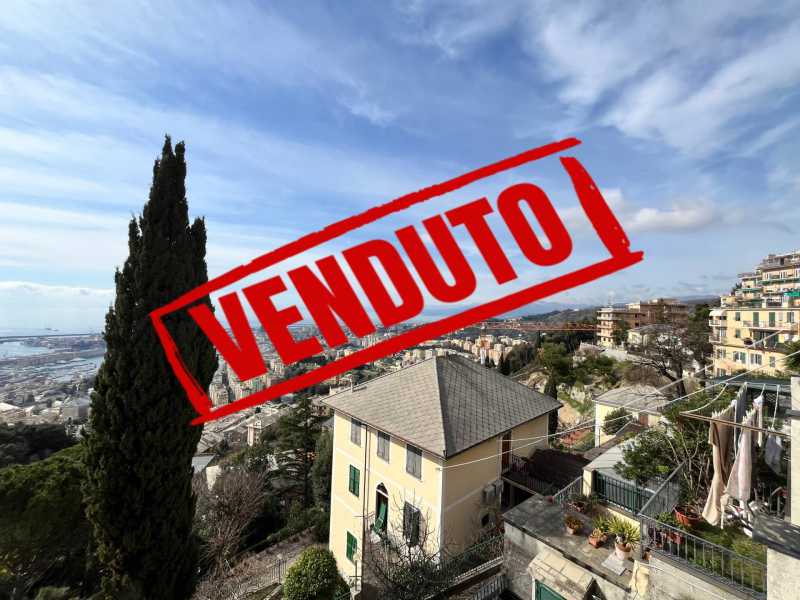 Appartamento in Vendita ad Genova - 270000 Euro