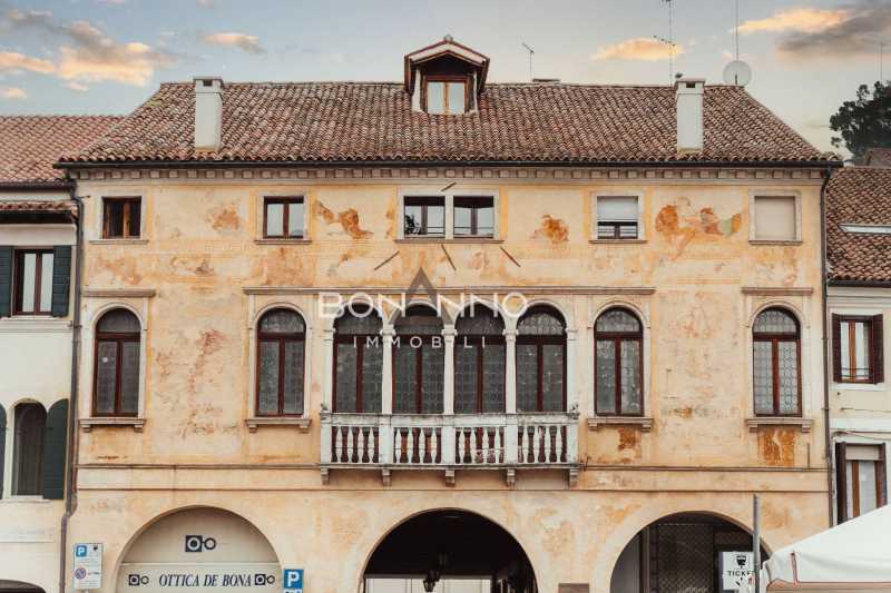 Attico-Mansarda in Vendita ad Castelfranco Veneto - 830000 Euro