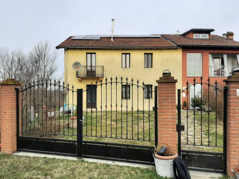 Casa Indipendente in Vendita ad Masio - 150000 Euro