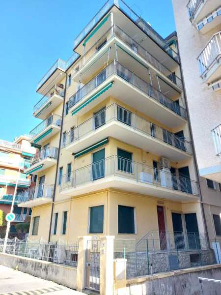 Appartamento in Vendita ad San Bartolomeo al Mare - 205000 Euro