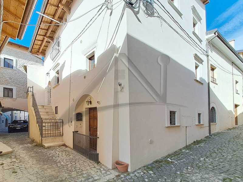 Appartamento in Affitto ad San Demetrio Ne` Vestini - 450 Euro