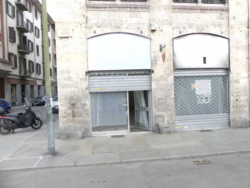 Locale Commerciale in Affitto ad Torino - 2700 Euro