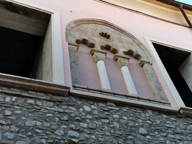 Edificio-Stabile-Palazzo in Vendita ad Benevento - 950000 Euro