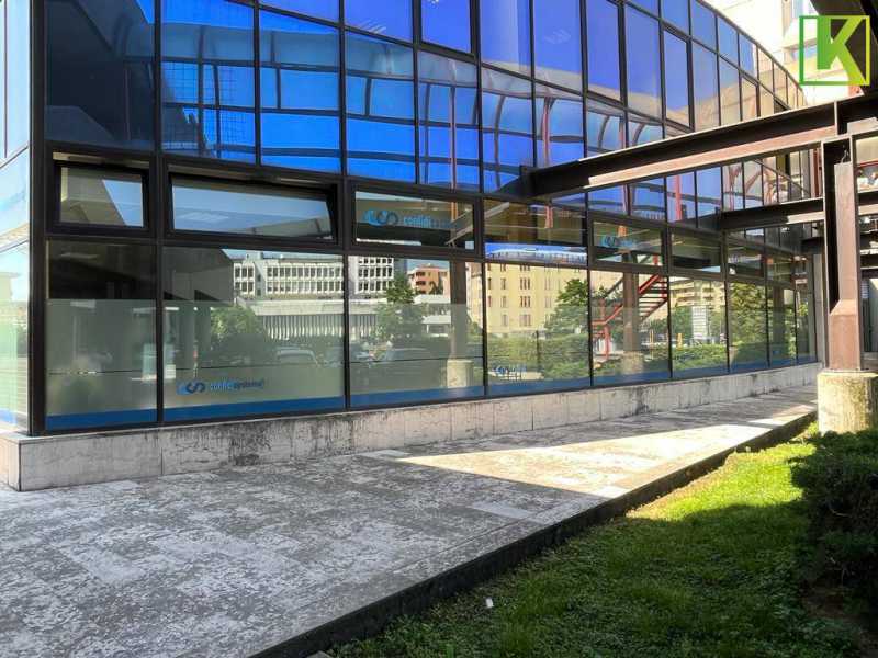 Ufficio in Vendita ad Brescia - 735000 Euro