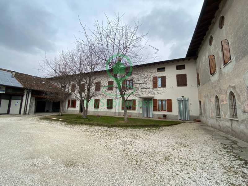 Casa Indipendente in Vendita ad Castiglione Delle Stiviere - 220000 Euro