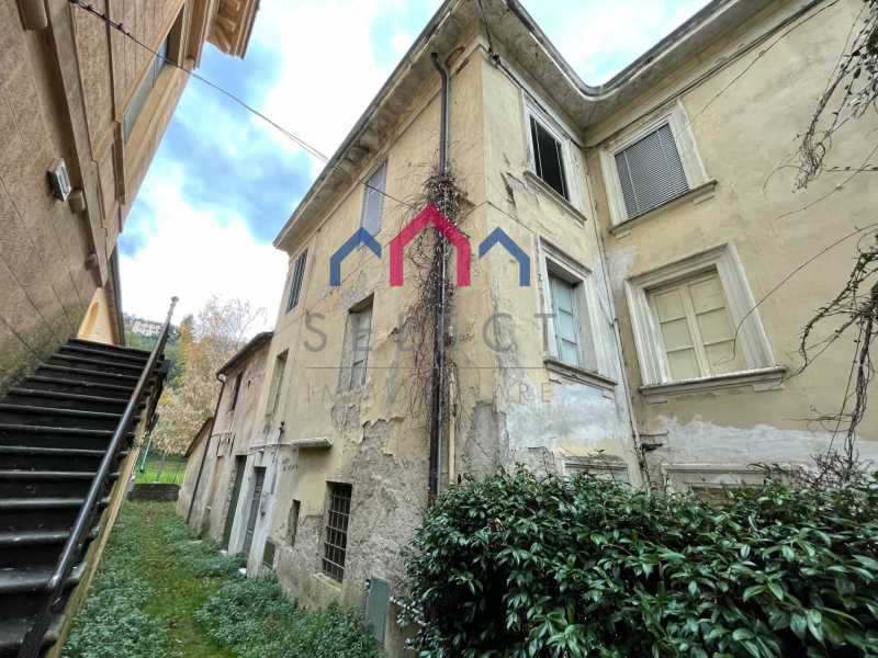 Appartamento in Vendita ad Borgo a Mozzano - 50000 Euro