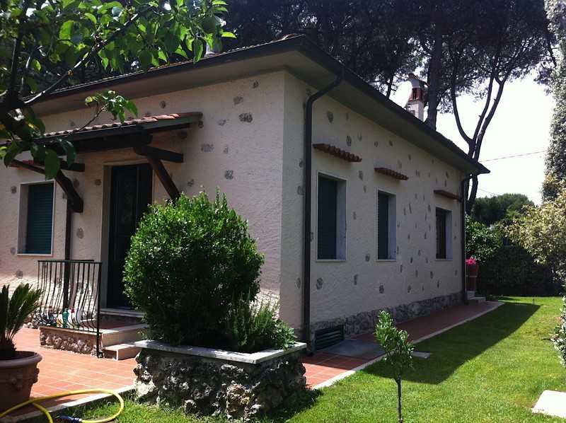 Villa in Affitto ad Forte Dei Marmi