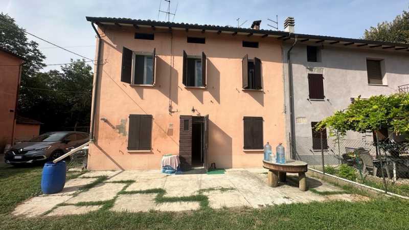 Casa Semi indipendente in Vendita ad Sorbolo Mezzani - 92000 Euro