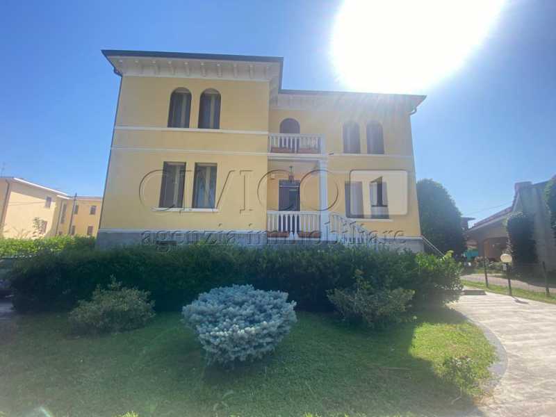 Villa in Affitto ad Vicenza - 2400 Euro