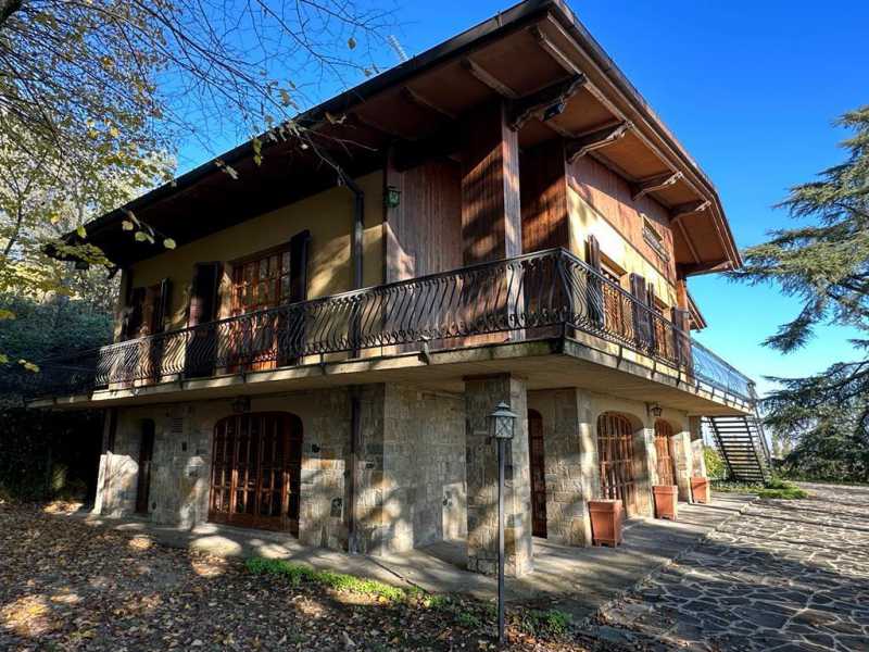 Villa in Vendita ad Castell`arquato - 340000 Euro
