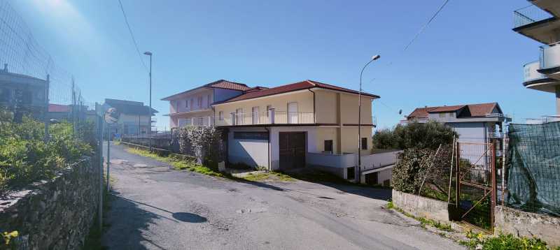 Edificio-Stabile-Palazzo in Vendita ad Ascea - 185000 Euro