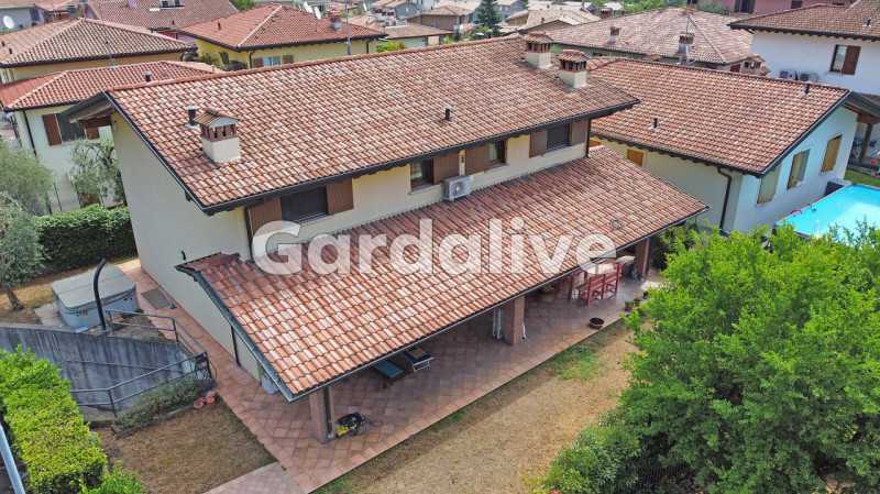 Villa in Vendita ad Padenghe sul Garda - 790000 Euro