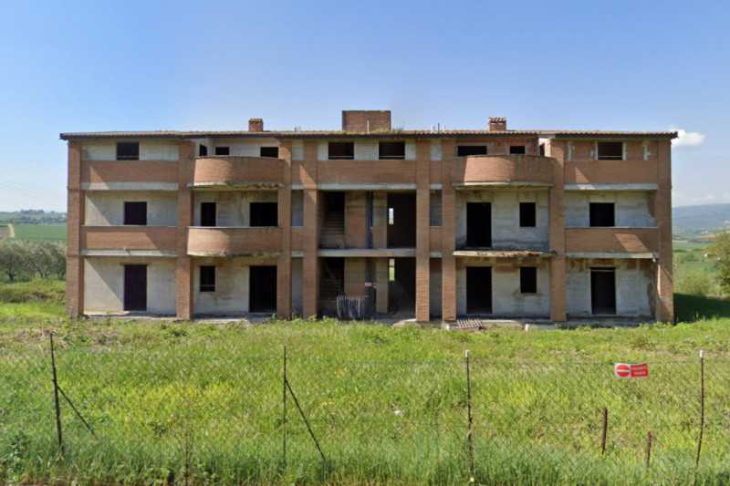 Edificio-Stabile-Palazzo in Vendita ad Marsciano - 280000 Euro