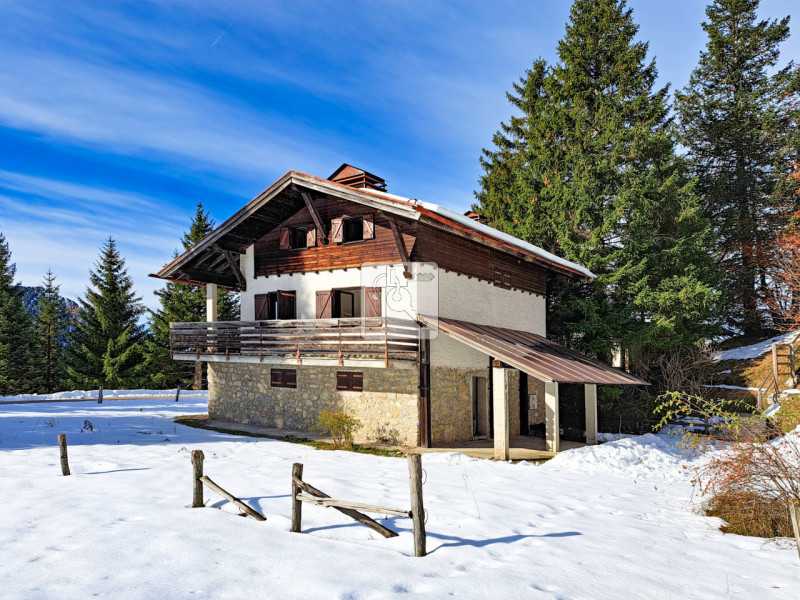 Villa in Vendita ad Ledro - 249000 Euro