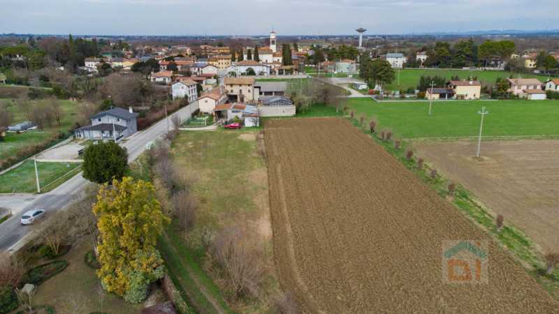 Terreno in Vendita ad Aiello del Friuli - 45000 Euro