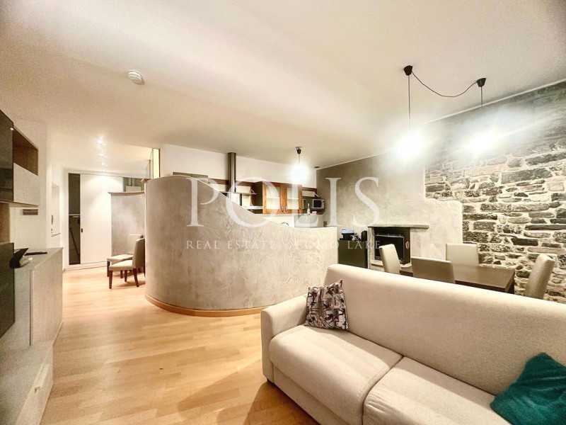 Appartamento in Vendita ad Como - 320000 Euro