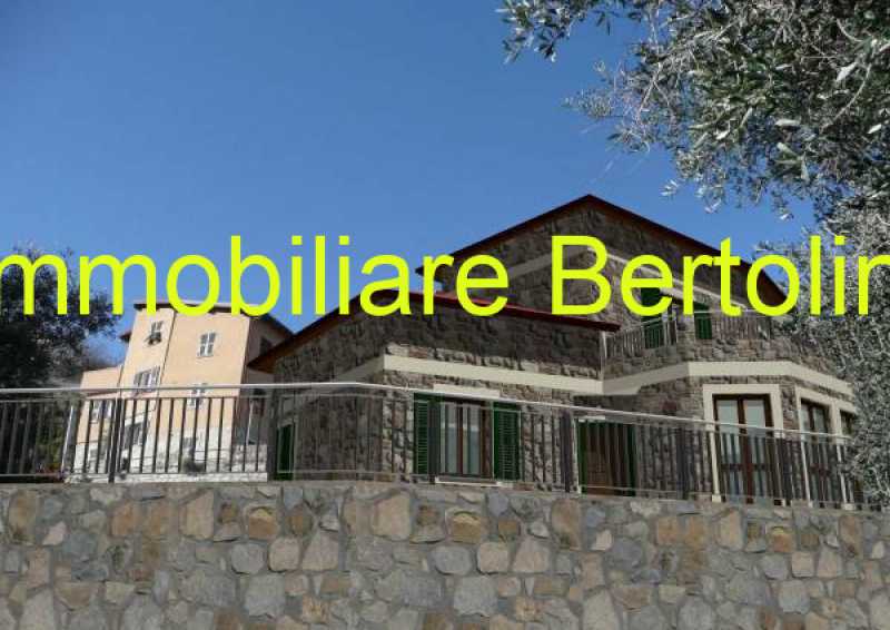 Villa in Vendita ad Ventimiglia - 430000 Euro