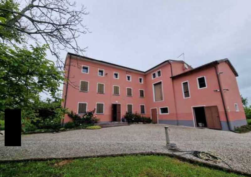 Casa Indipendente in Vendita ad Giavera del Montello - 60263 Euro