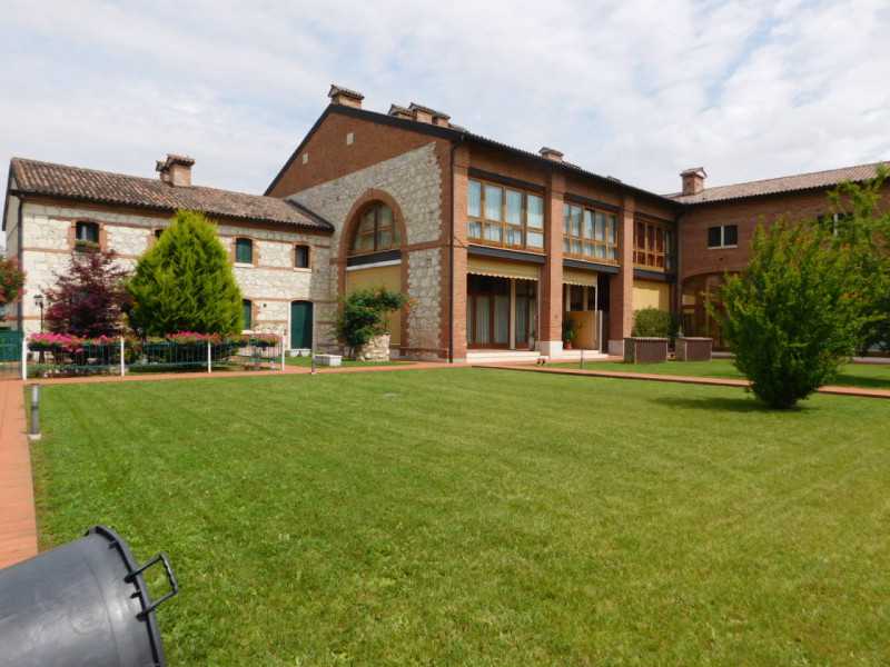Appartamento in Vendita ad Montecchio Maggiore - 115000 Euro