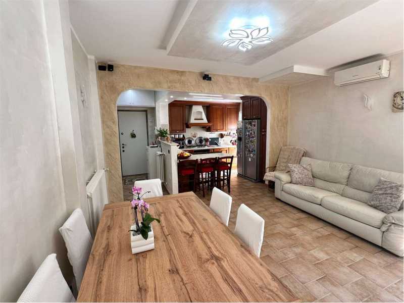 appartamento in Vendita ad Canzo - 135000 Euro