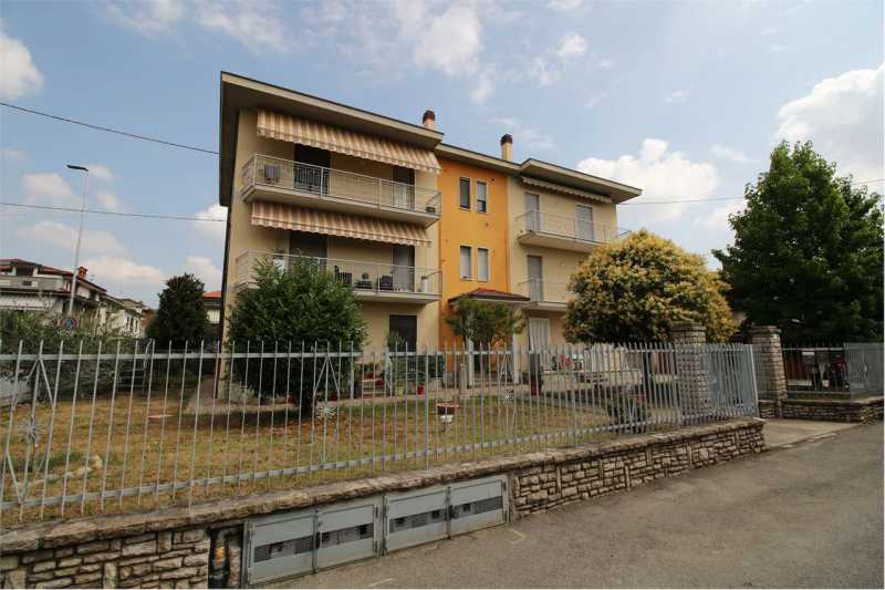 appartamento in Affitto ad Madone - 700 Euro