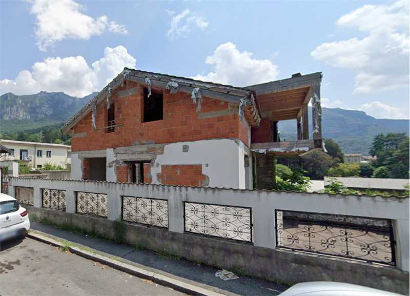 casa indipendente in Vendita ad Lecco - 1976896 Euro