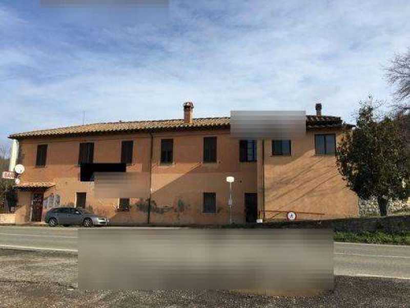 capannone in Vendita ad Volterra - 86250 Euro