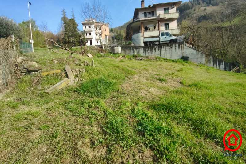 Terreno in Vendita ad Civitella di Romagna - 28000 Euro