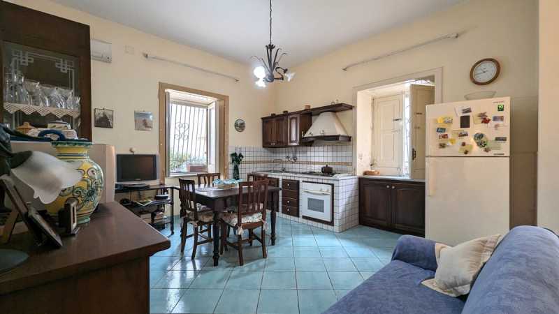 Appartamento in Vendita ad Monte di Procida - 129000 Euro