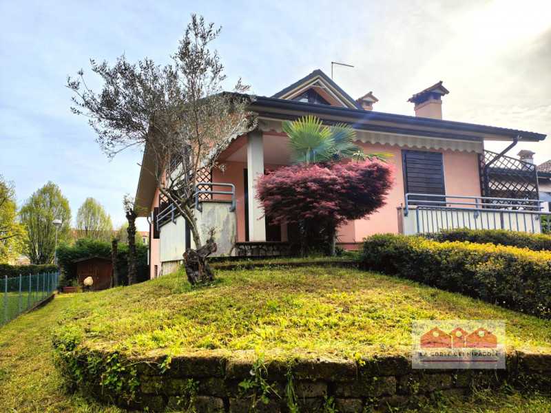 Villa Bifamiliare in Vendita ad Caldogno - 335000 Euro