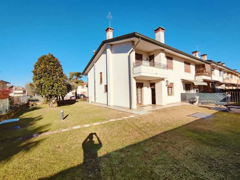 Villa a Schiera in Vendita ad Fontaniva - 269000 Euro