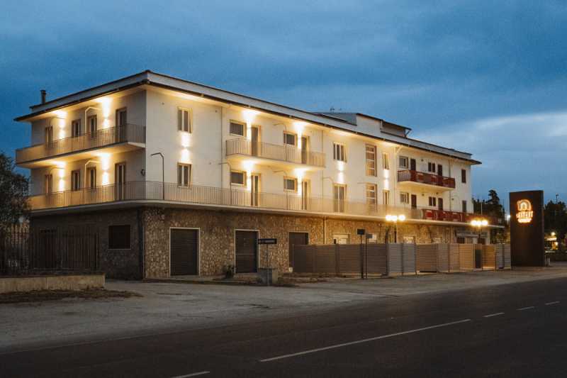 Vacanza in Edificio-Stabile-Palazzo ad Foggia - 550 Euro