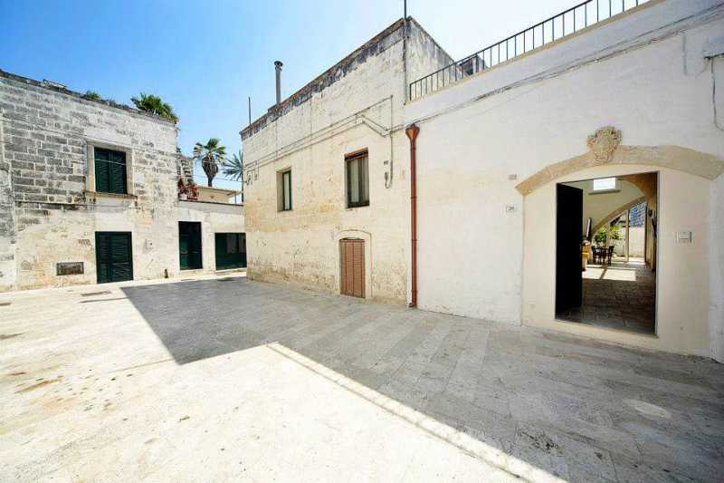 Casa Indipendente in Vendita ad Poggiardo - 480000 Euro
