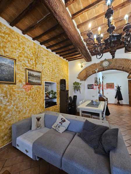 Appartamento in Vendita ad Civitella in Val di Chiana - 80000 Euro