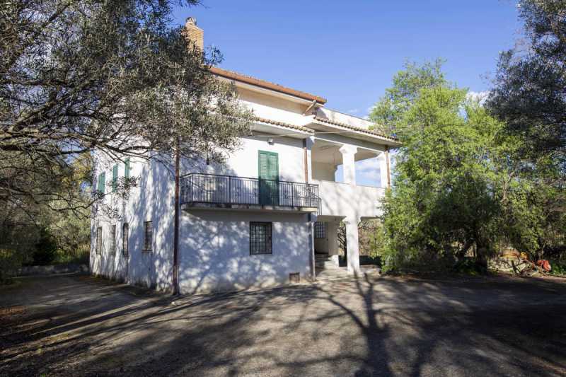 Villa Singola in Vendita ad Catanzaro - 330000 Euro