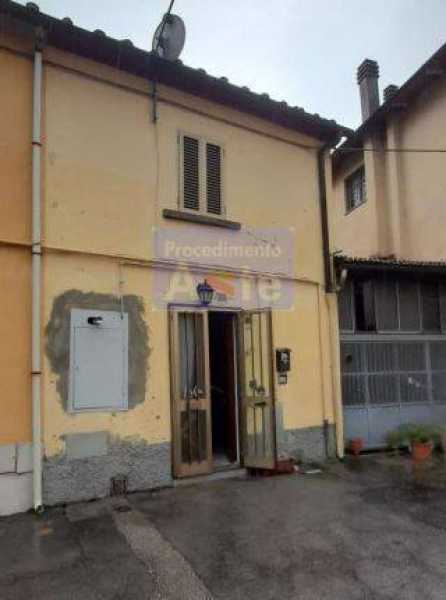 Appartamento in Vendita ad Prato - 9822375 Euro