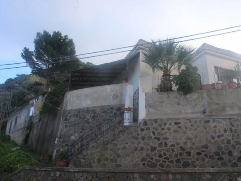 Casa Indipendente in Vendita ad Lipari - 450000 Euro trattabili