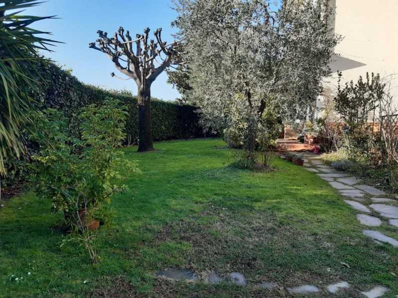villa trifamiliare in vendita a montignoso cervaiolo foto3-124857722
