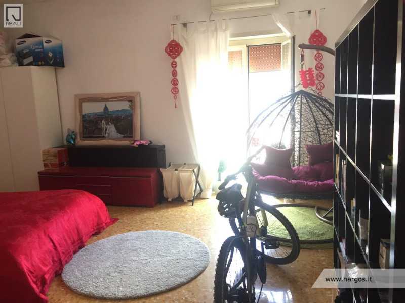 appartamento in vendita a roma via ciro da urbino