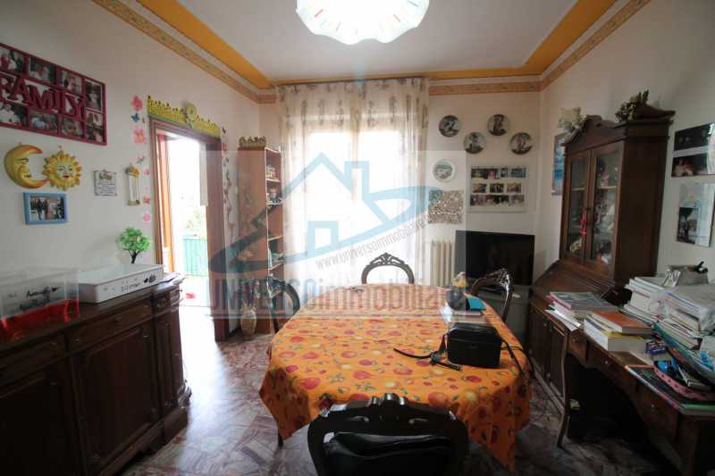 appartamento in vendita a san benedetto del tronto via gian lorenzo benrini foto2-137555130