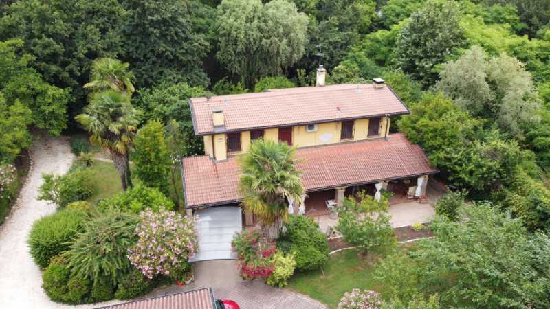 villa in vendita ad albignasego via galileo galilei