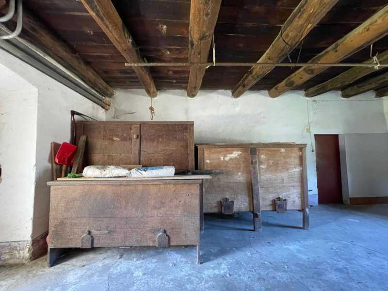 rustico casale corte in vendita a montereale via della molinella snc