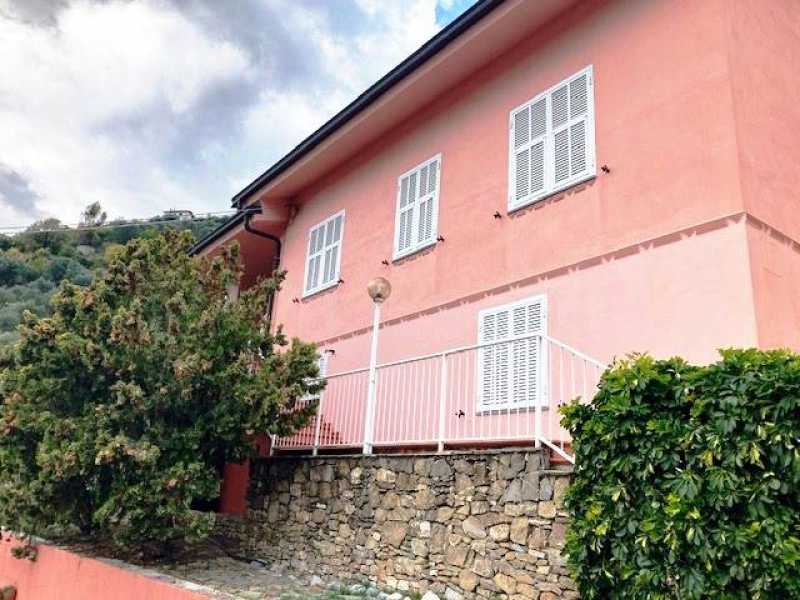 villa singola in vendita a san biagio della cima
