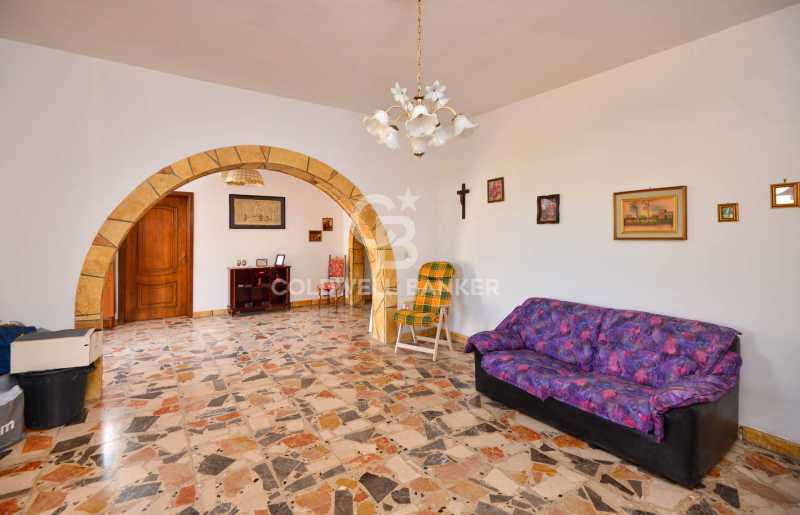 villa singola in vendita a carovigno contrada pizzofalcone foto2-145125510