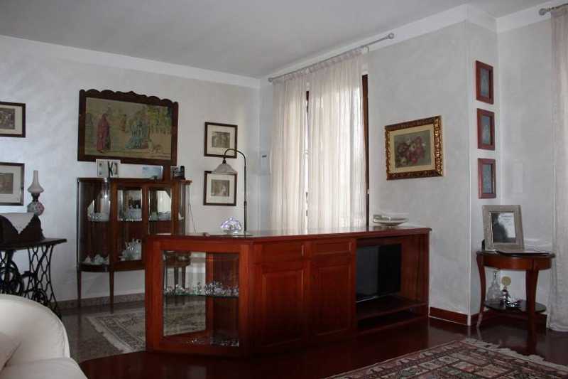 villa singola in vendita a parabiago san lorenzo