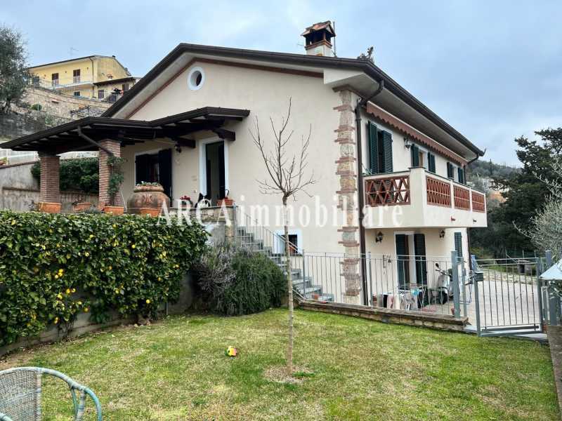 villa singola in vendita a pietrasanta foto2-147323430
