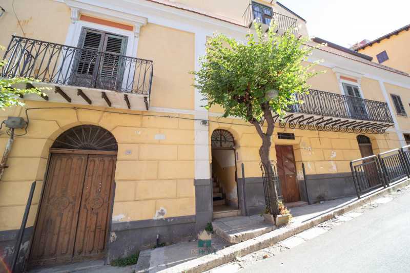 edificio stabile palazzo in vendita a san giuseppe jato via roma foto2-147433926