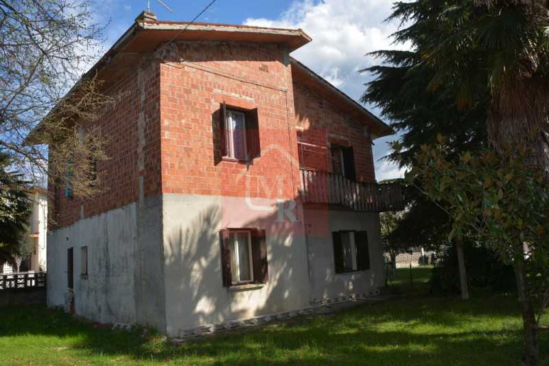 villa bifamiliare in vendita a san giorgio di nogaro via giuseppe garibaldi 18